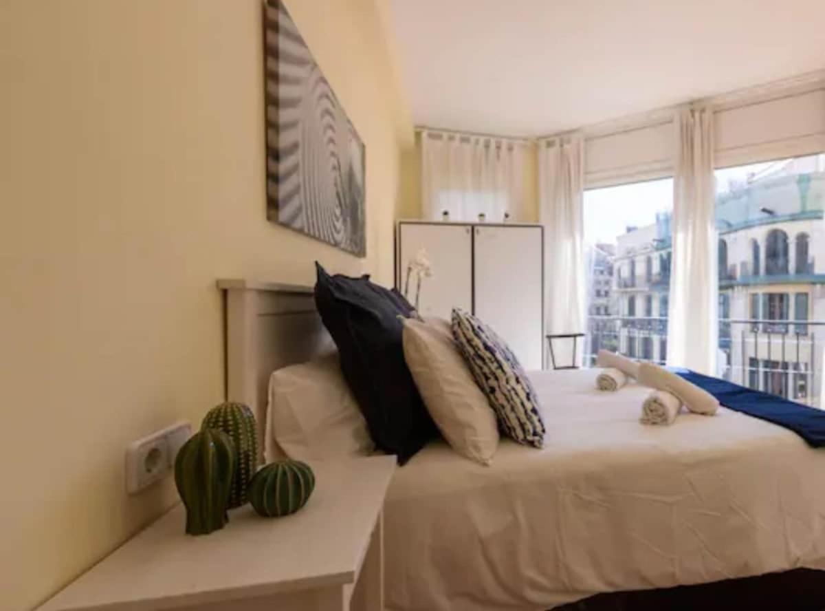 Apartamento Ramblas Unique & Spacious Flat 4br Terrace 20m Ramblas Barcelona