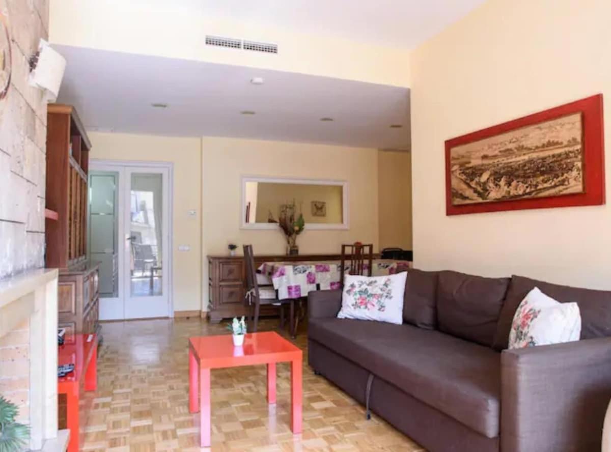 Apartamento Ramblas Unique & Spacious Flat 4br Terrace 20m Ramblas *